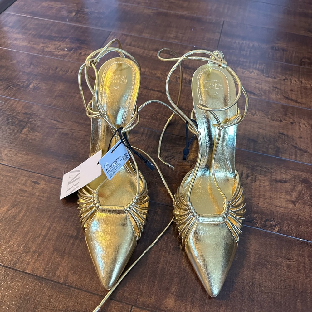 Brand New Zara shoe
